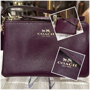 Coach Corner Zip Wristlet, in Raspberry. EUC, Like New!